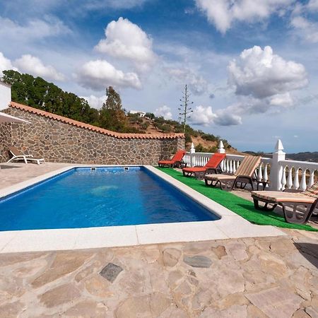 Awesome Home In Antequera With Wifi Ngoại thất bức ảnh