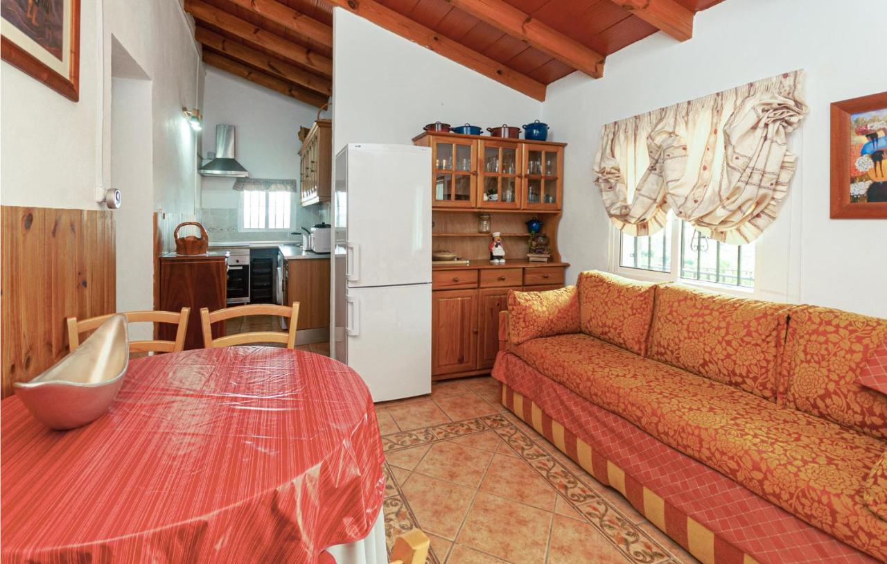 Awesome Home In Antequera With Wifi Ngoại thất bức ảnh