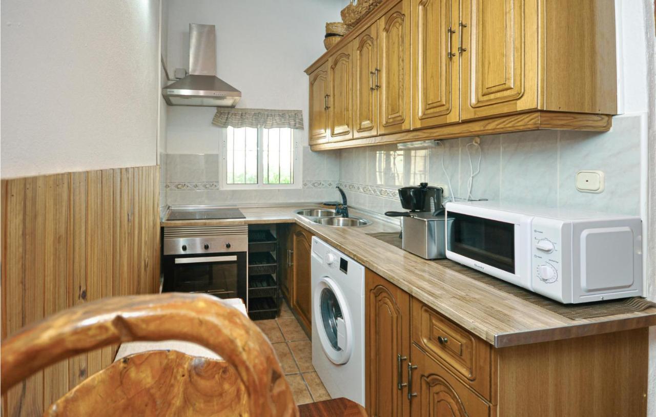 Awesome Home In Antequera With Wifi Ngoại thất bức ảnh
