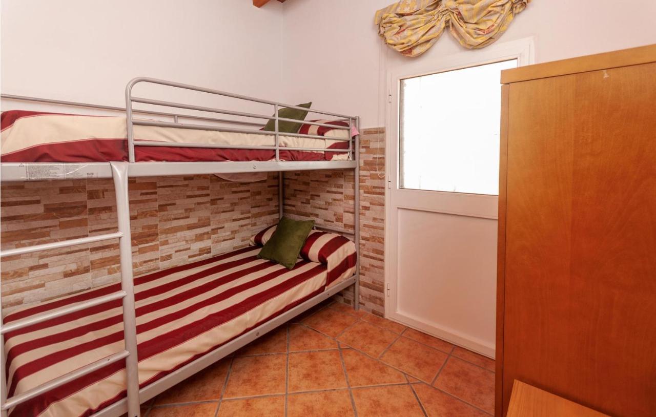 Awesome Home In Antequera With Wifi Ngoại thất bức ảnh